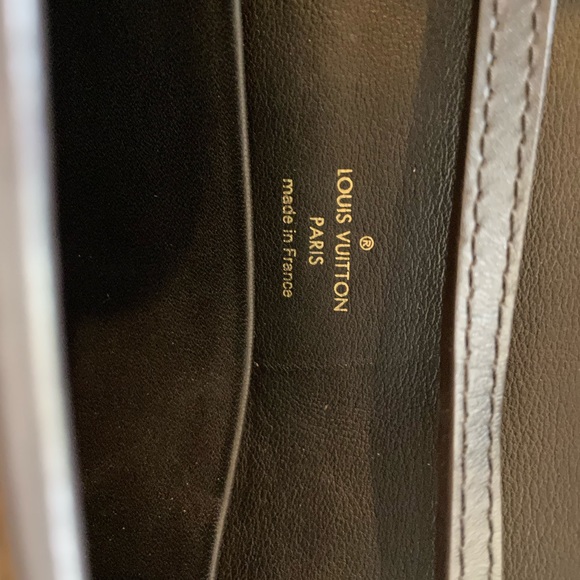 Louis Vuitton 2017 Monogram Reverse Column Clutch/Crossbody - Picture 8 of 10